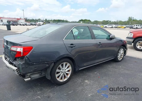 2014 Toyota Camry Xle V6 z USA, uszkodzony, nr VIN 4T1BK1FK8EU541925